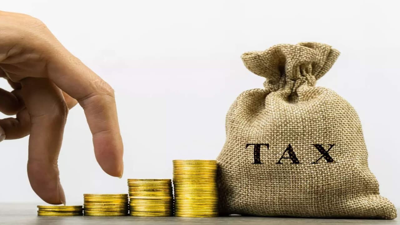 Year Ender 2023: डायरेंक्ट टैक्स दस साल में 19 लाख करोड़ के जाएगा पार, जानें मोदी सरकार का अगले साल का प्लान