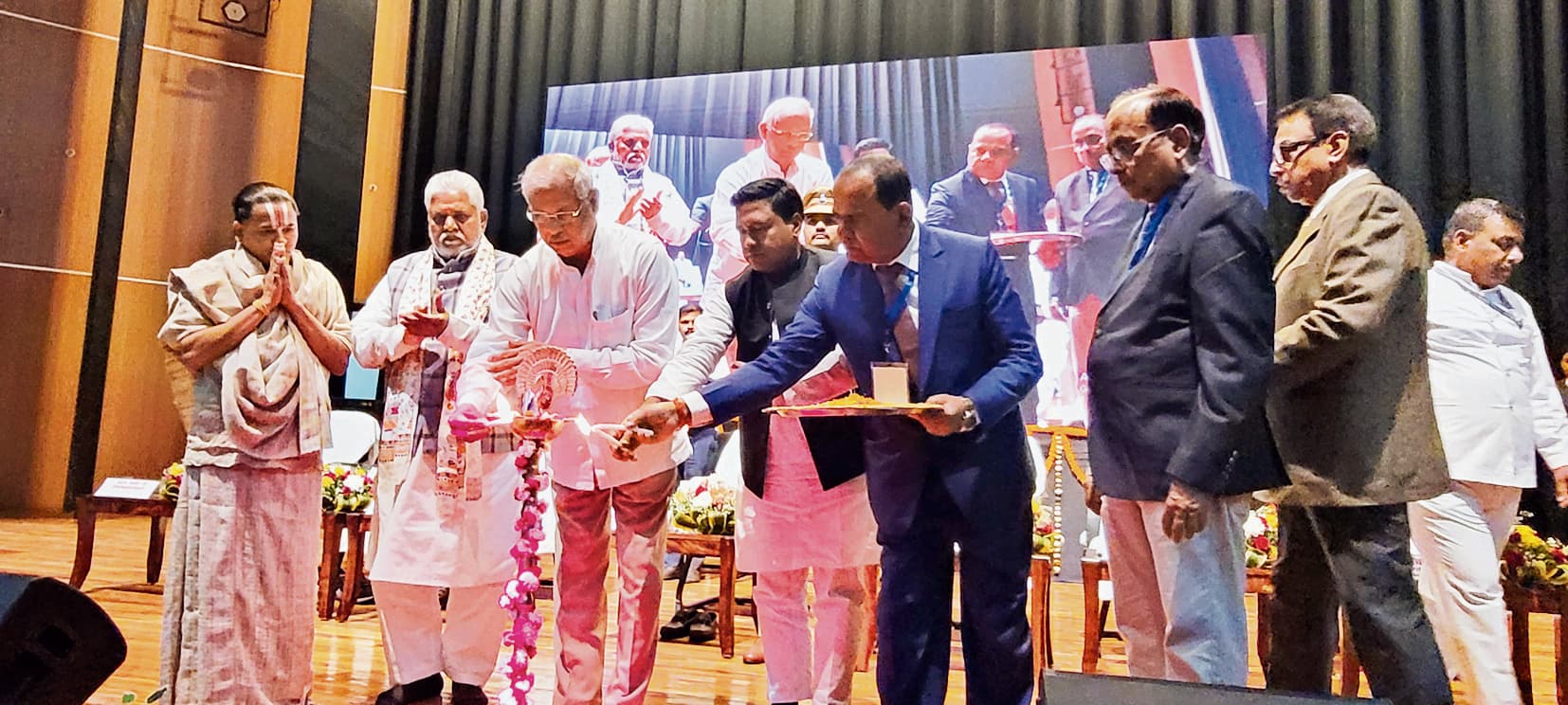 भारत सोने की चिड़ियां नहीं, सोने का शेर बनेगा.., सेंट्रल बिहार चैंबर ऑफ कॉमर्स के कार्यक्रम में बोले राज्यपाल