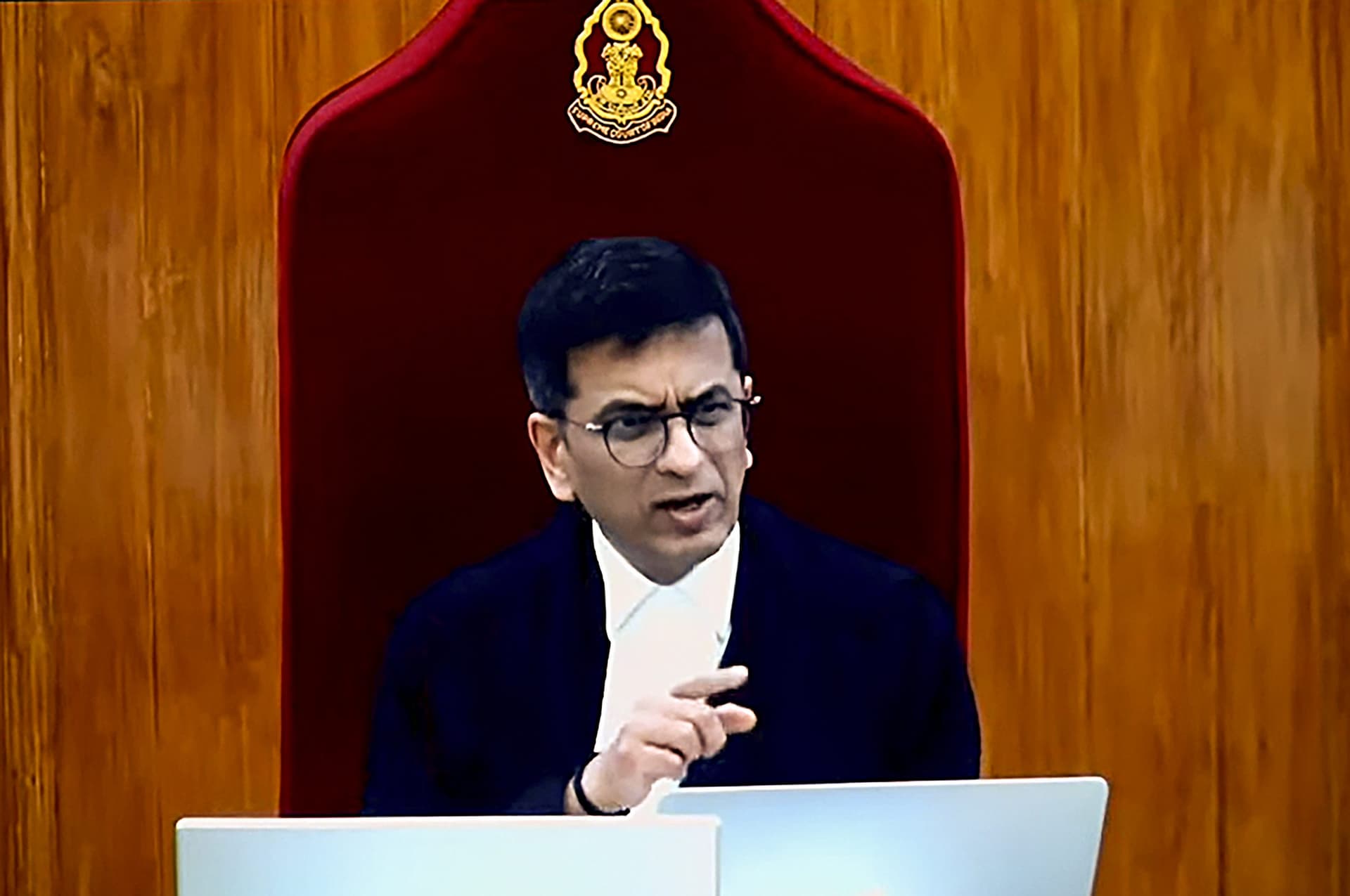वकीलों ने न्यायपालिका पर ‘दबाव डालने वाले लोगों’ के खिलाफ प्रधान न्यायाधीश को लिखा पत्र
