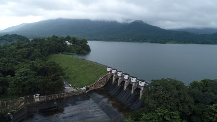 East Singhbhum News : कासमार में खनन शुरू करने पर भड़के ग्रामीण, काम रोका