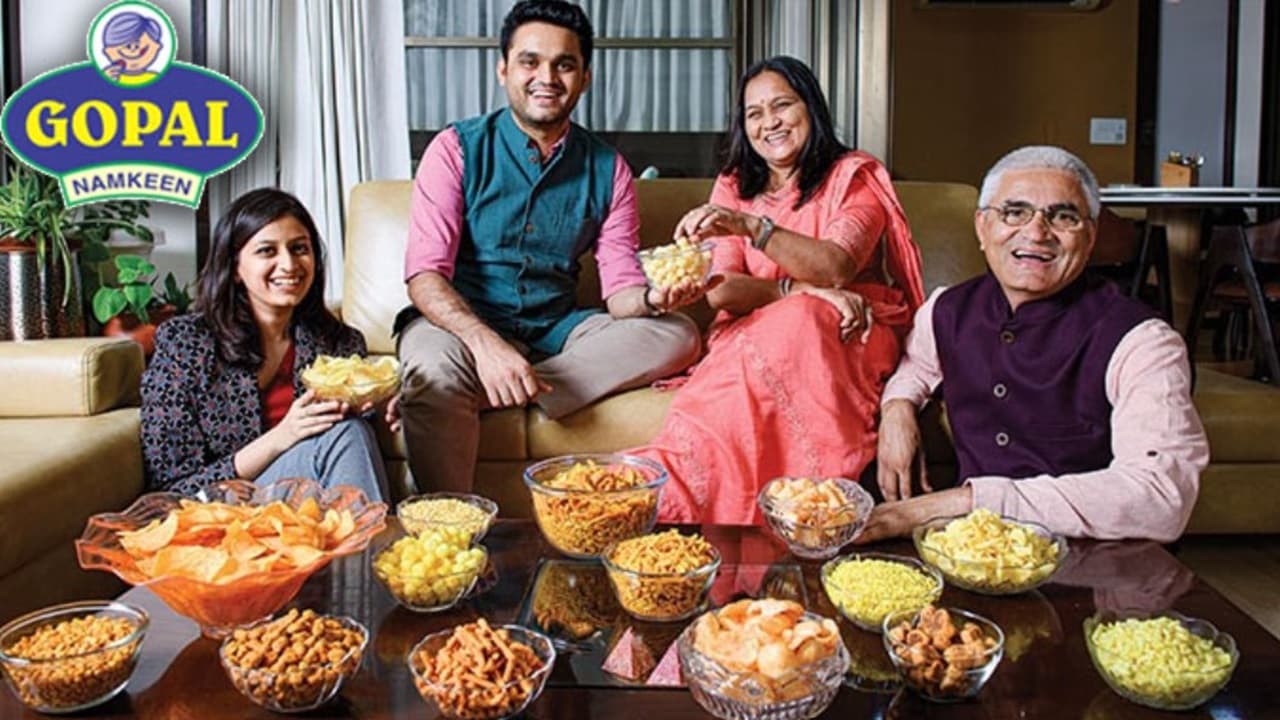 Gopal Snacks IPO: कभी उधार लेकर शुरू किया था नमकीन बनाना, आज लाइन लगा खड़े हैं निवेशक, जानें आईपीओ की डिटेल