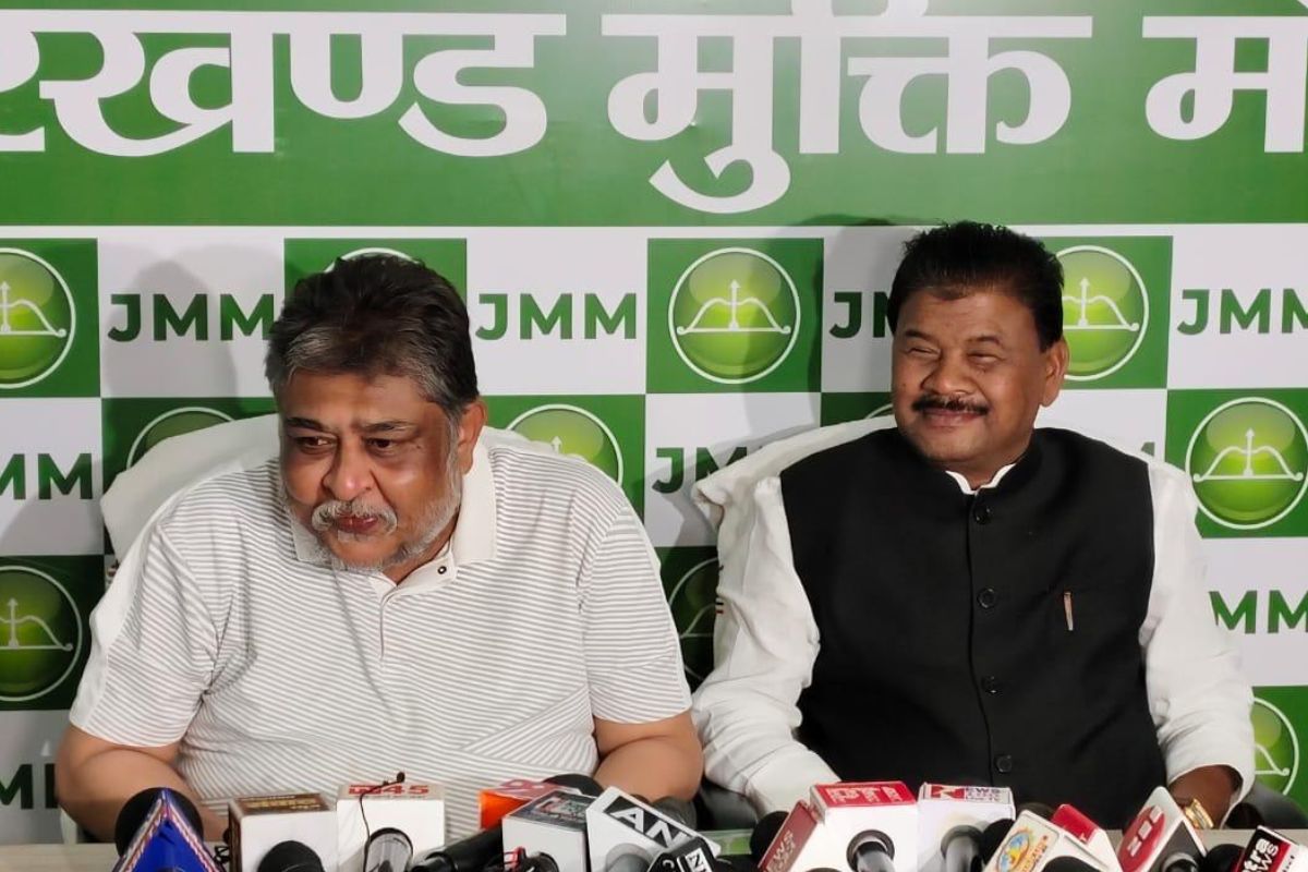 ईडी की कार्रवाई पर रांची में बोले सुप्रियो भट्टाचार्य व बंधु तिर्की, देश में आपातकाल जैसे हालात