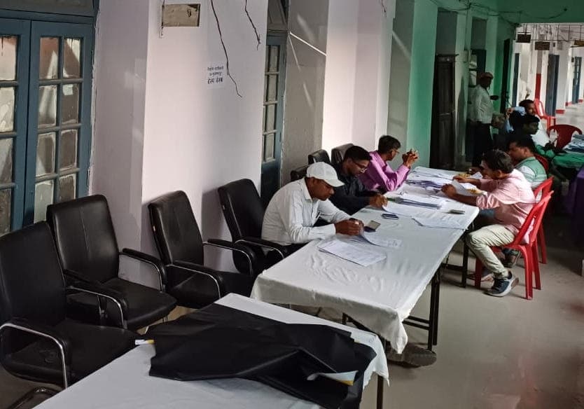 वैशाली लोकसभा के लिए आज से नामांकन, सुरक्षा के कड़े प्रबंध, 5 जगहों पर ड्राप गेट
