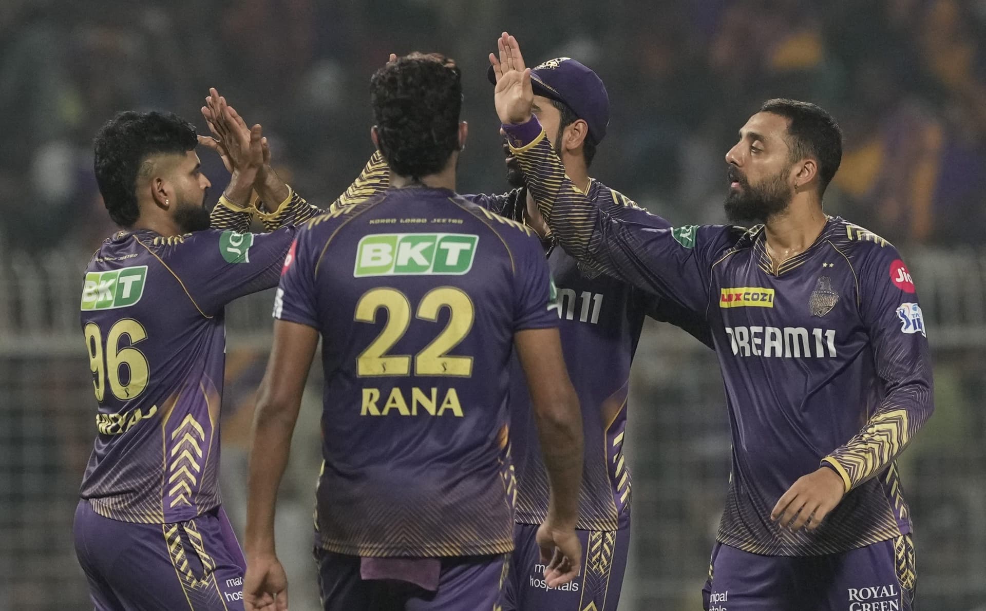 DC vs KKR, IPL 2024: दिल्ली ने केकेआर को दिया 154 रनों का लक्ष्य, चक्रवर्ती ने चटकाए 3 विकेट