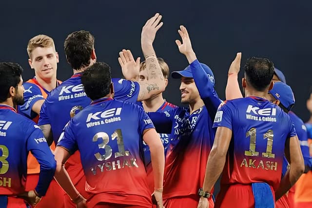 RCB vs SRH, IPL 2024: आरसीबी ने जीता टॉस, पहले बल्लेबाजी करेगी हैदराबाद, देखें प्लेइंग XI