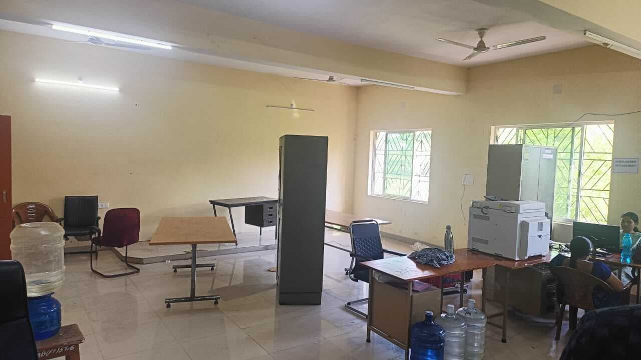 ओपेन विवि को दिये भवन के हिस्से को फॉरेस्ट्री कॉलेज ने अपने कब्जे में लिया