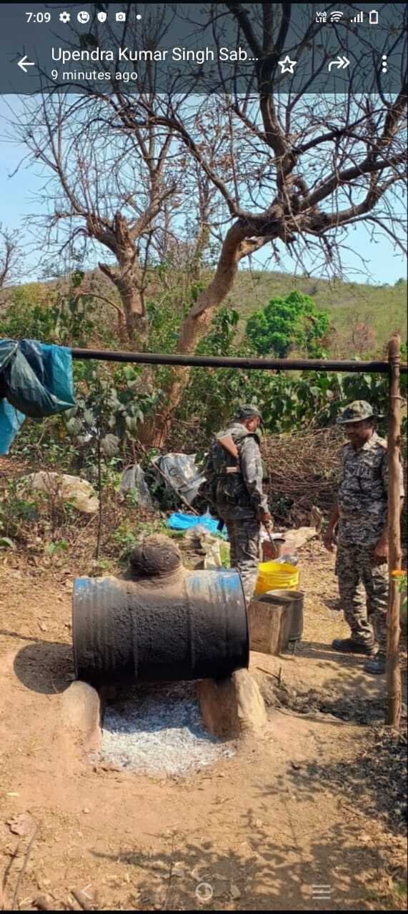 बोड़ाम पुलिस ने अवैध शनराब भट्ठी तोड़ी