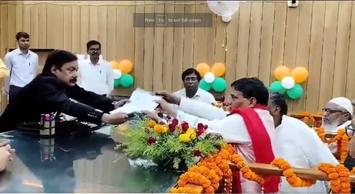 Amit Shah: अमित शाह के फेक वीडियो मामले में सपा नेता लालजी वर्मा पर एफआईआर, कहा-डरा नहीं पाएगी बीजेपी