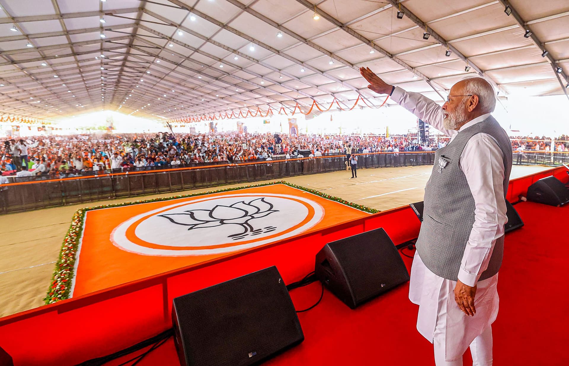 Lok Sabha Election 2024 : मुसलमानों के आरक्षण पर लालू ने दिया बयान, पीएम मोदी ने एमपी से कहा- आखिर ये क्या चाहते हैं