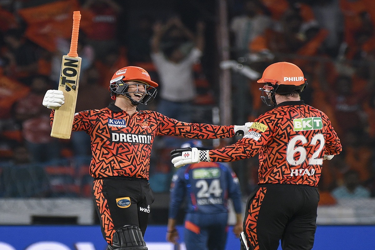 RECORD BOOK : सनराइजर्स की बाप है यह टीम, T-20 क्रिकेट में सिर्फ दो गेंद में ही जीत लिया मैच