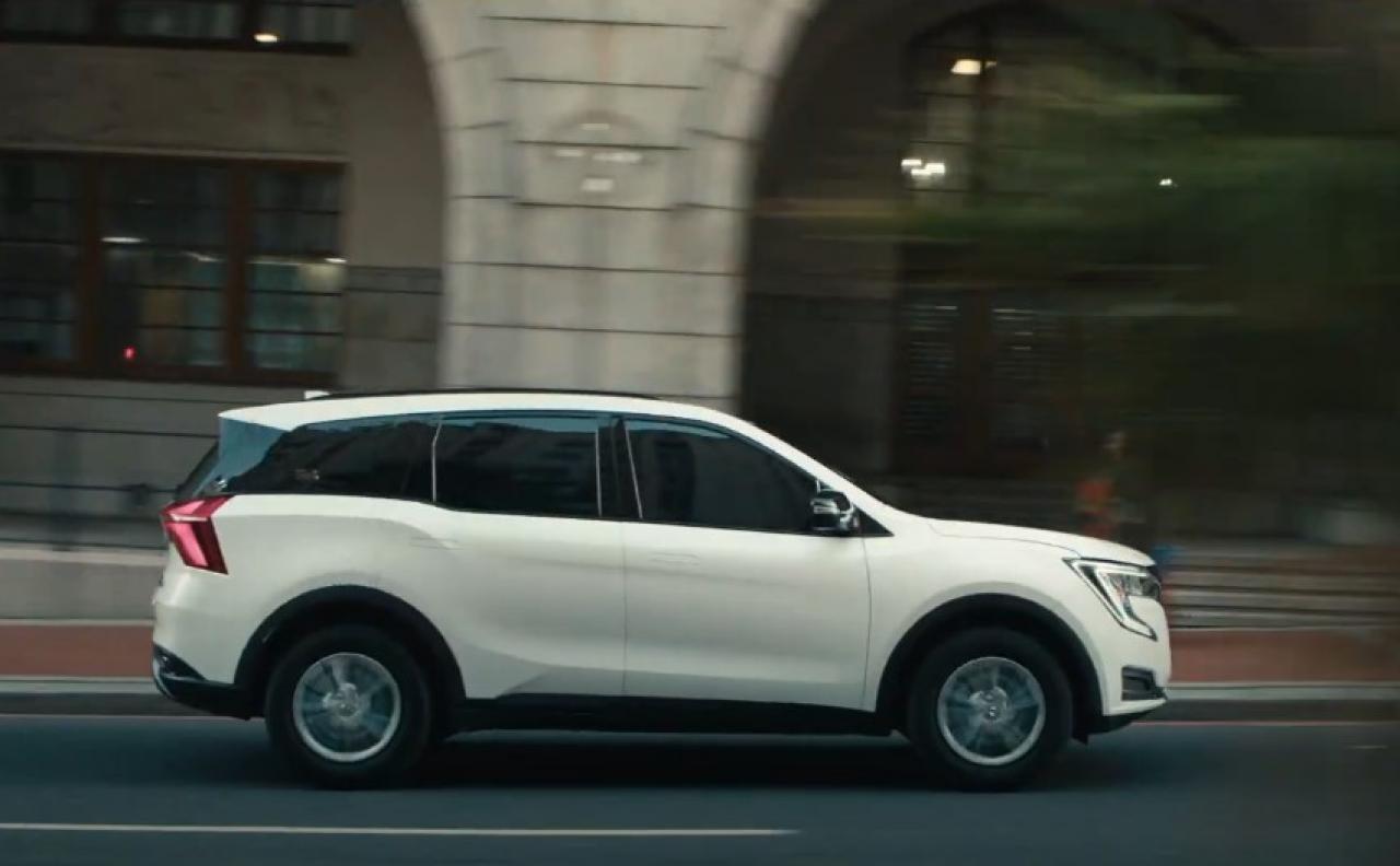XUV700 का अफॉर्डेबल वेरिएंट लेकर आयी महिंद्रा, मिलेंगे ये दमदार फीचर्स