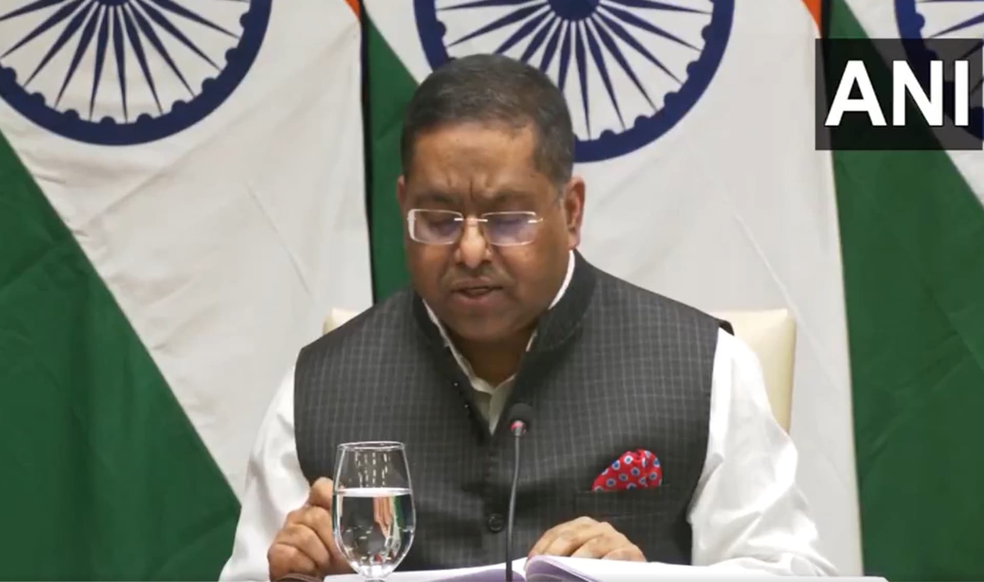 Prajwal Revanna की जर्मनी यात्रा पर विदेश मंत्रालय ने कहा- न तो कोई मंजूरी मांगी गई और न दी गई