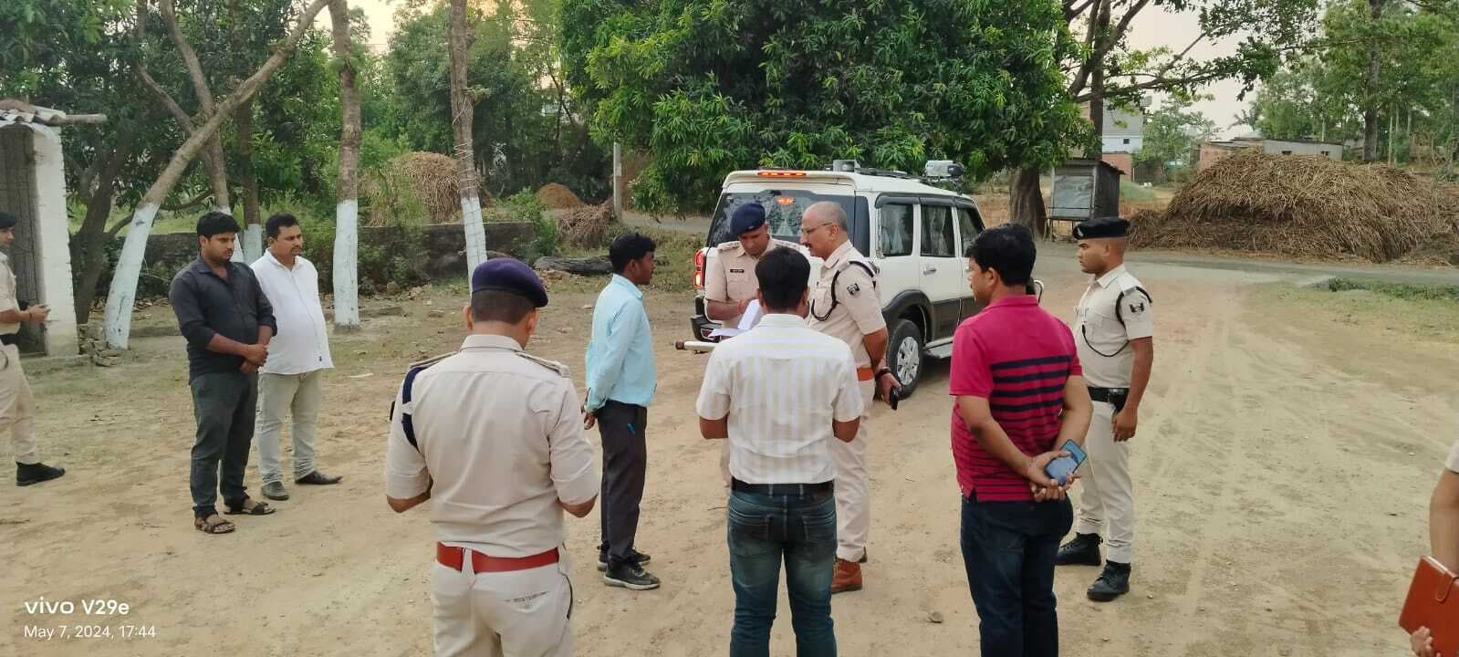 बाइक सवार अपराधियों ने एलएनटी कर्मी से 1 .5 लाख रुपए की लूट