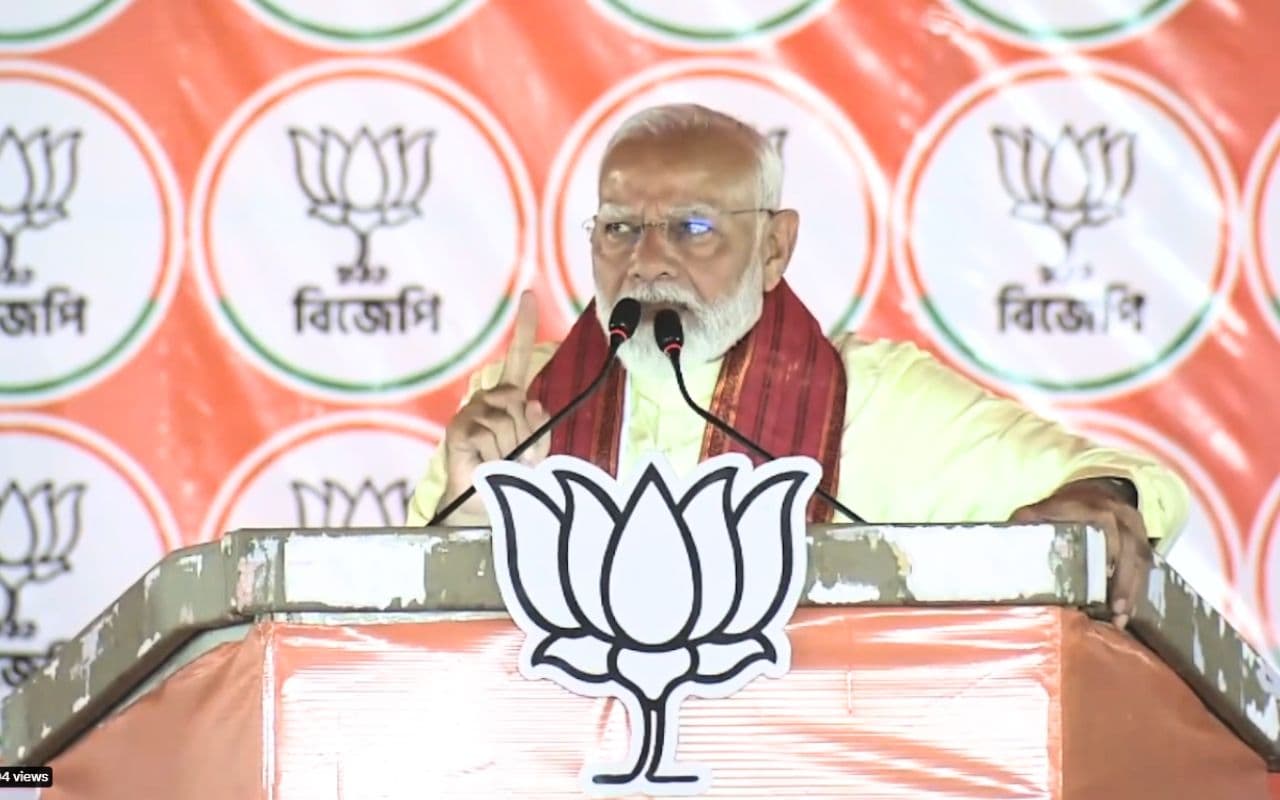 बंगाल में प्रधानमंत्री नरेंद्र मोदी के भाषण की 12 बड़ी बातें, क्या है मोदी की 5 गारंटी