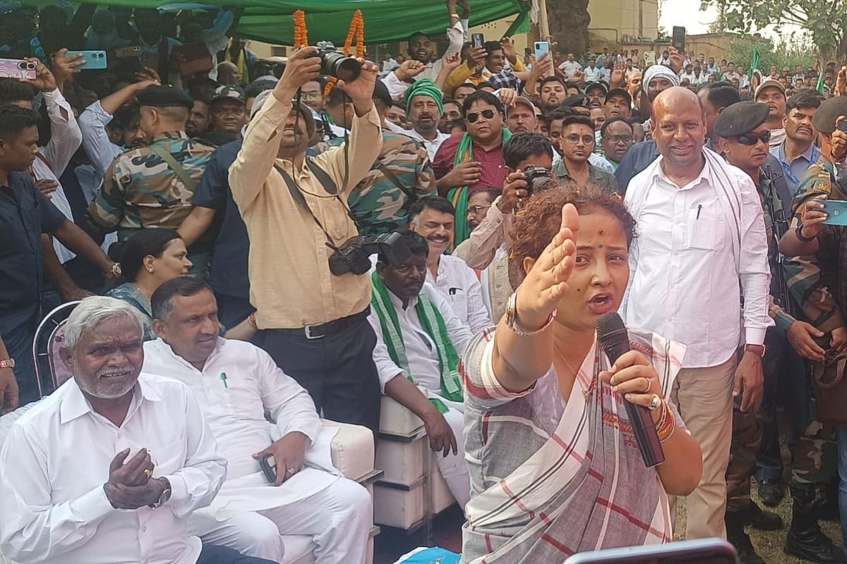 साहिबगंज में बोले सीएम चंपाई सोरेन, सभी 14 सीटों पर होगी गठबंधन की जीत, कल्पना ने भी भरी हुंकार
