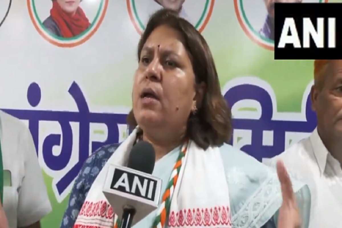 रांची में सुप्रिया श्रीनेत बोलीं- पीएम मोदी का भ्रष्टाचार के बारे में बात करना दोहरा मापदंड