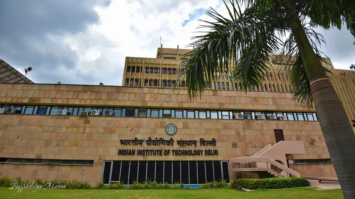 IIT Delhi के अबुधाबी कैंपस में बीटेक के लिए नामांकन की प्रक्रिया शुरु, यहां देखें डिटेल्स