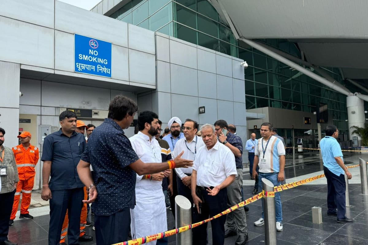 Murlidhar Mohol: 'दिल्ली हवाई अड्डे की घटना का राजनीतिकरण न करे विपक्ष', नागरिक उड्डयन राज्य मंत्री बोले- हर मुद्दे में राजनीति लाना गलत