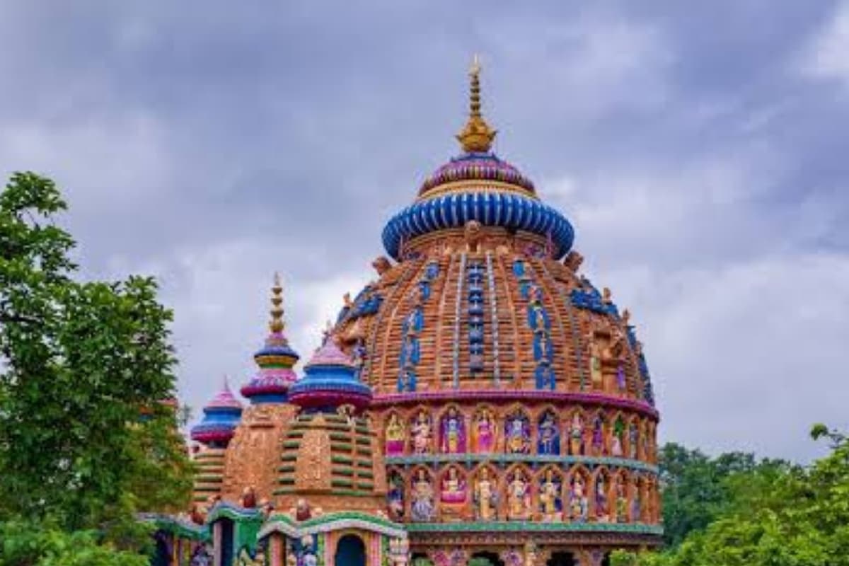 Maa Dewri Mandir: आस्था और विश्वास का केंद्र