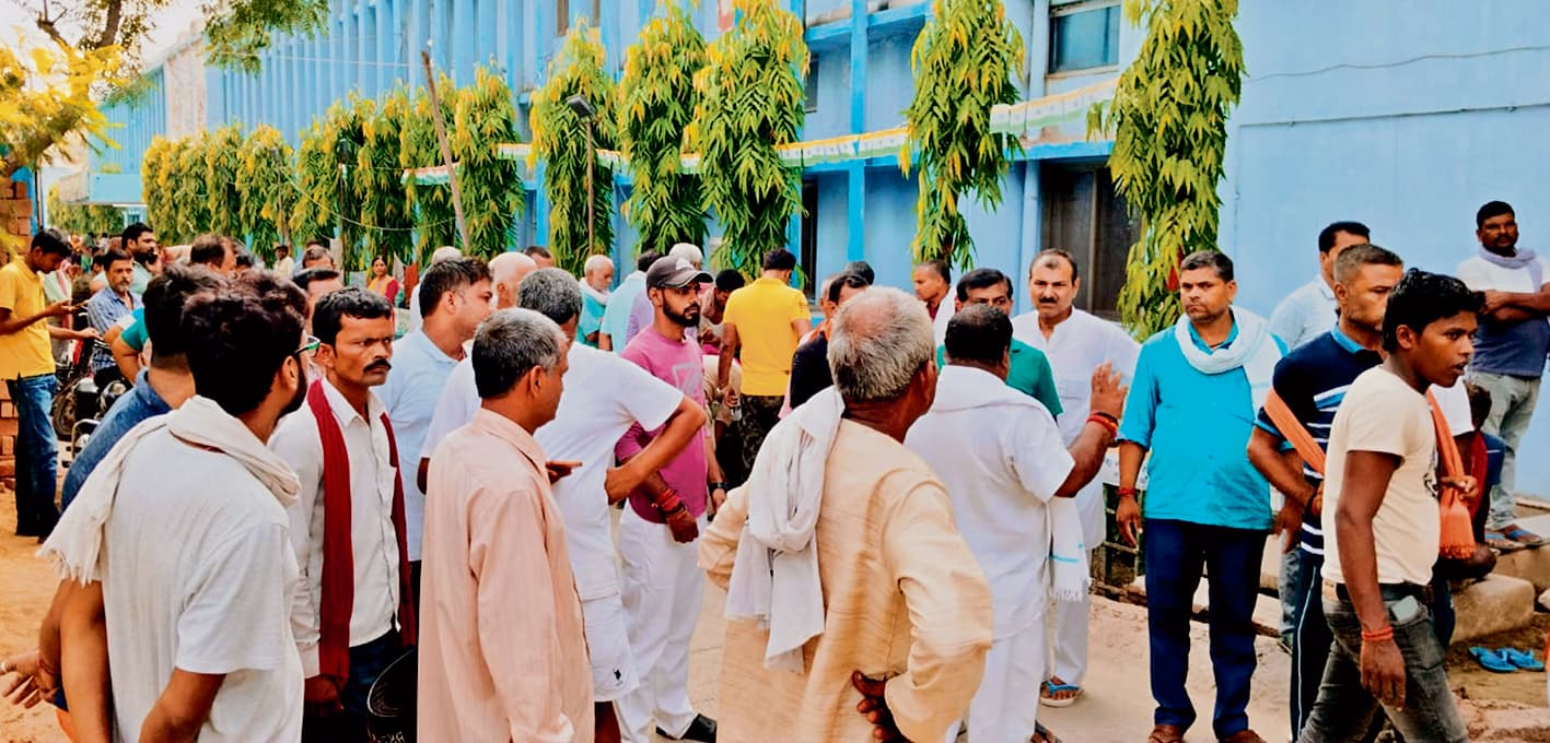 अज्ञात वाहन की टक्कर से बाइक सवार ट्रांसपोर्टर की मौत