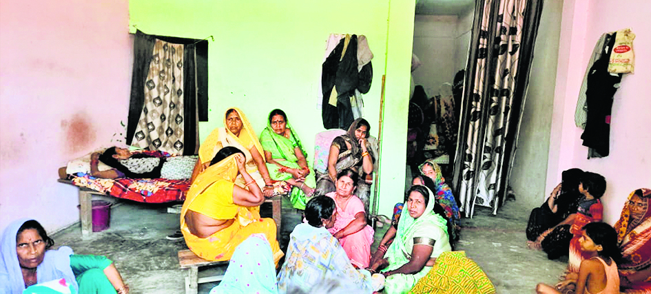 कुवैत गये थे पैसा कमाने, ताबूत में सिमटकर लौटे वतन