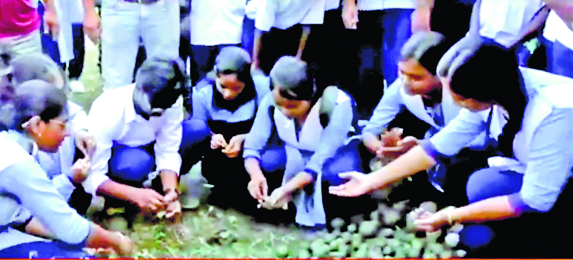 विद्यार्थियों ने क पर्यावरण बचाने की अनोखी पहल