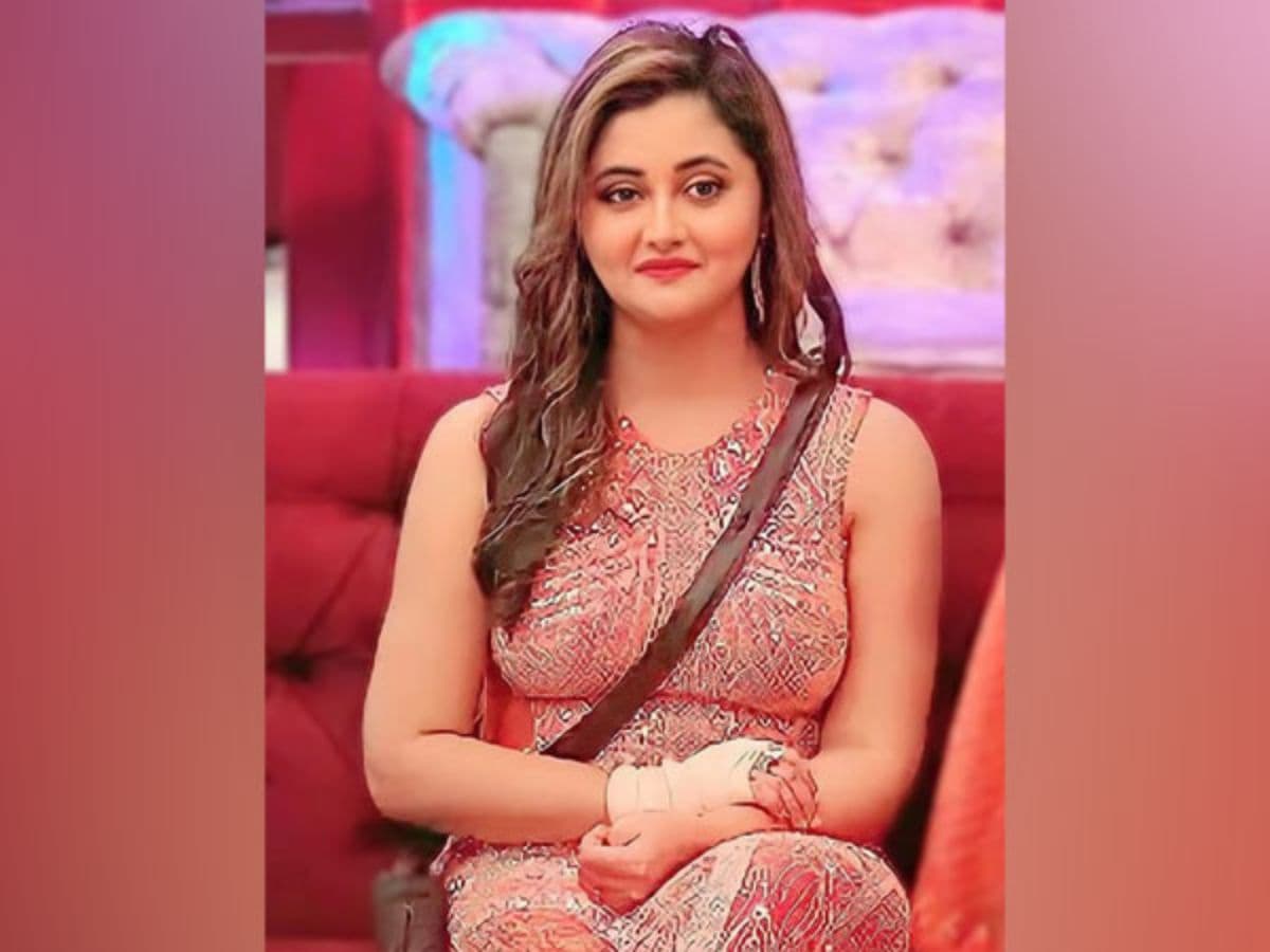 रश्मि देसाई ने इन Bhojpuri फिल्मों में क्या किया था काम? आपने देखी है क्या