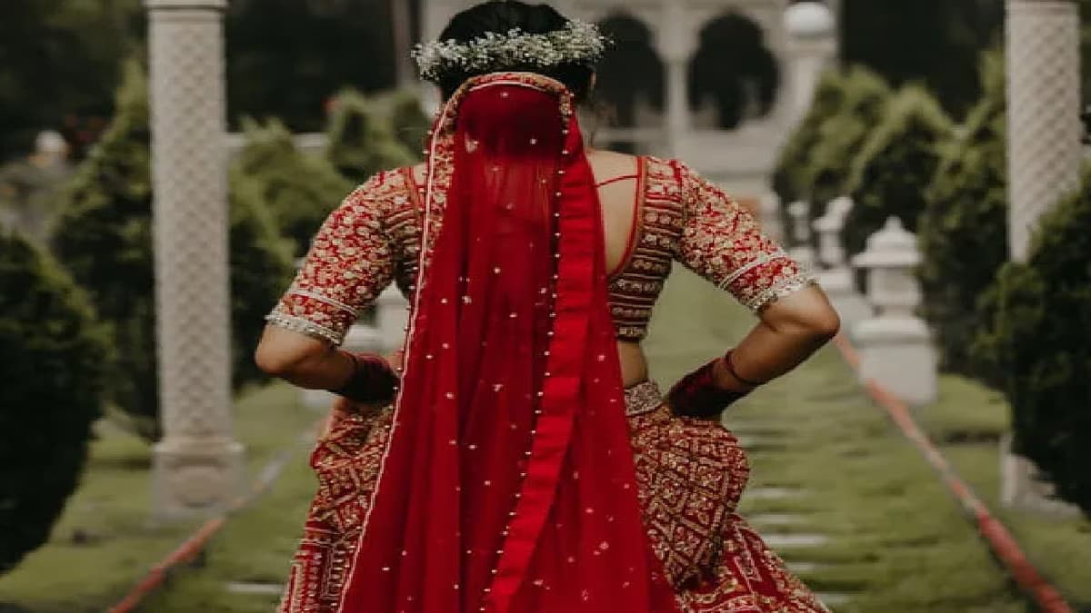बॉयफ्रेंड के साथ मंडप से भागी दुल्हन, तो साली से हुई दूल्हे की शादी…