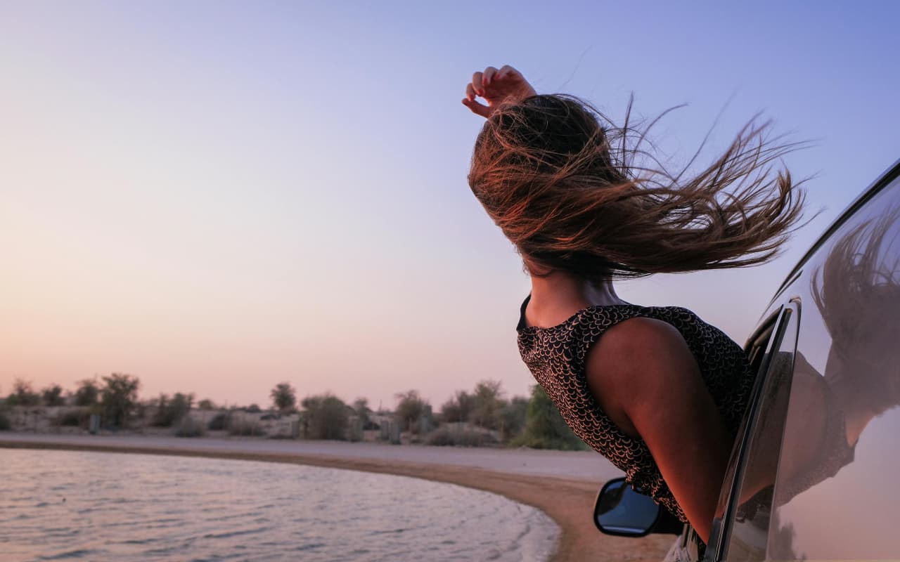 Summer Tips: गर्मियों में इस तरह रखें अपने बालों का ख्याल, जानें क्या है तरीका
