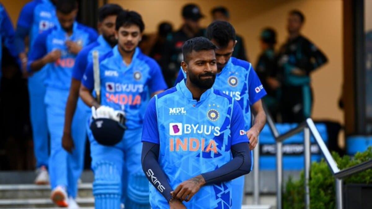 India’s next T20I captain: हार्दिक, सूर्या या गिल कौन होगा भारत का अगला T20I कप्तान ?