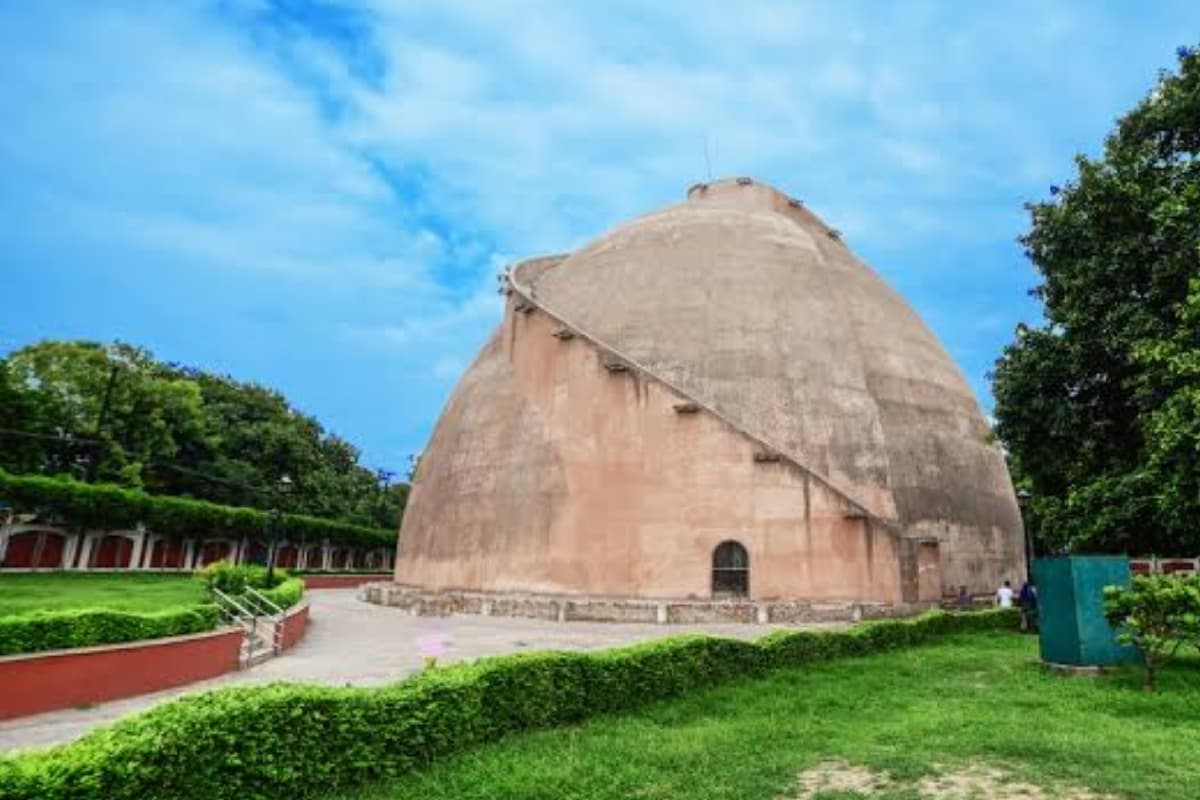 Bihar Tourism: गोलघर की चोटी से खूबसूरत दिखता है पटना शहर