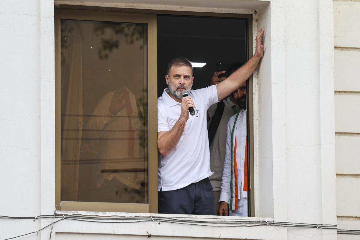 Rahul Gandhi in Manipur: गोलीबारी के बाद राहुल गांधी ने किया जिरीबाम में राहत शिविरों का दौरा