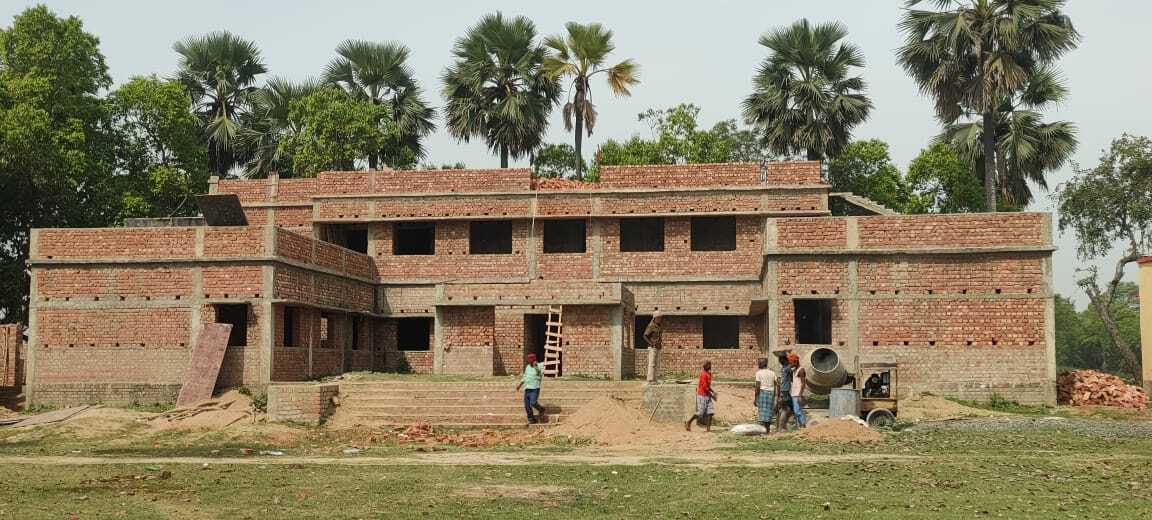 पांच वर्ष लग गये पंचायत सरकार भवन निर्माण में, लोगों को नहीं मिला अब भी लाभ