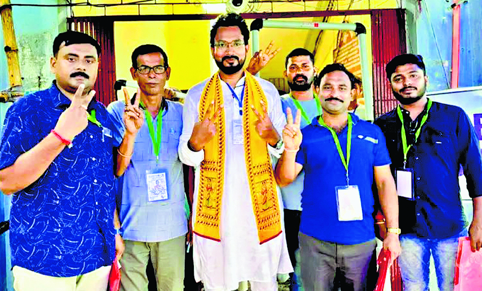 भाजपा सांसदों ने बंगाल के लिए कुछ नहीं किया : मुकुटमणि