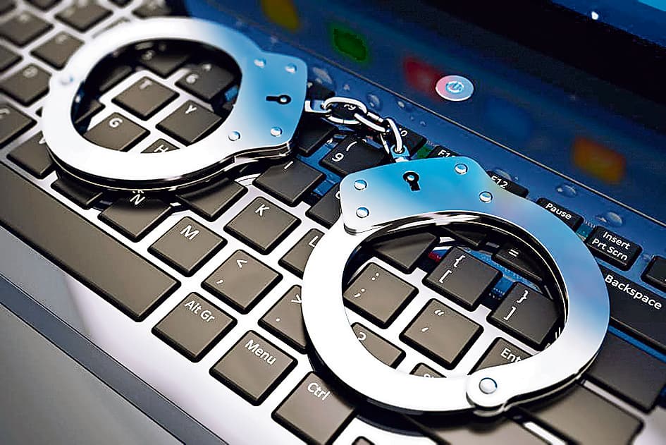 फाइनांस कर्मी से 7.5 लाख लूट में पूर्व कर्मी सहित तीन धराये