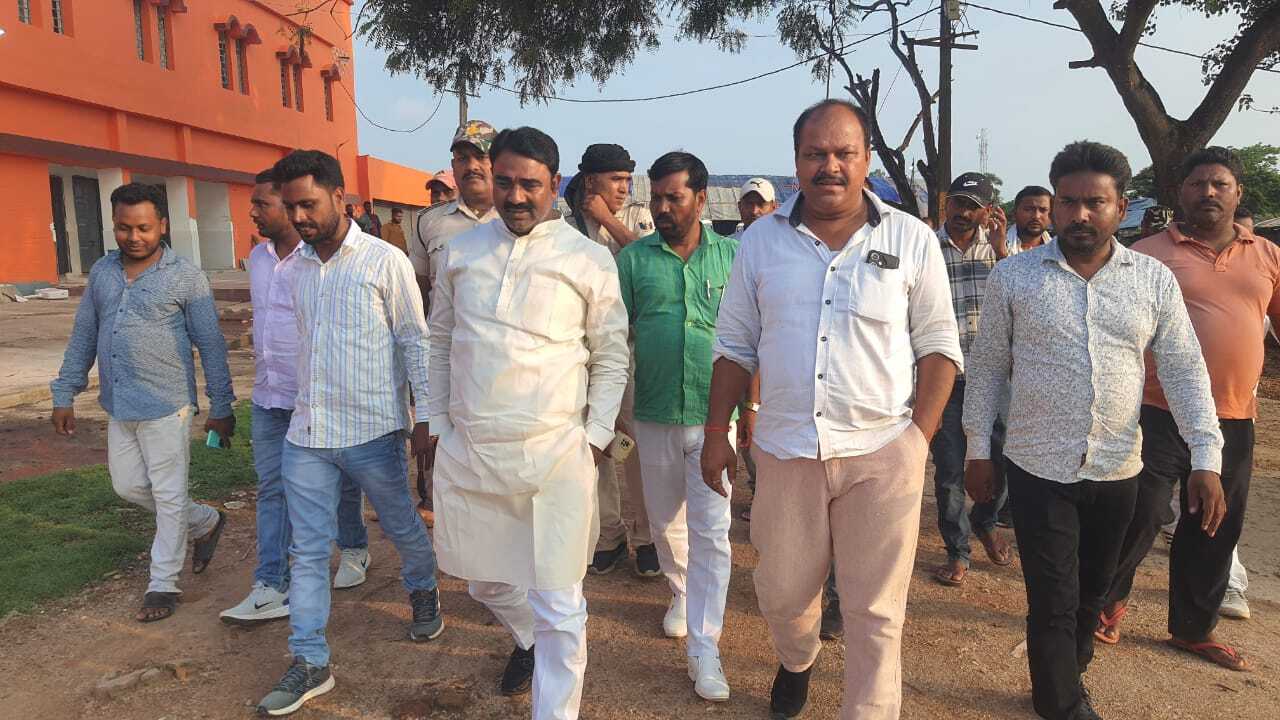 बालू बिछाव में निम्न स्तर के कार्य की सीएम से करेंगे शिकायत: विधायक