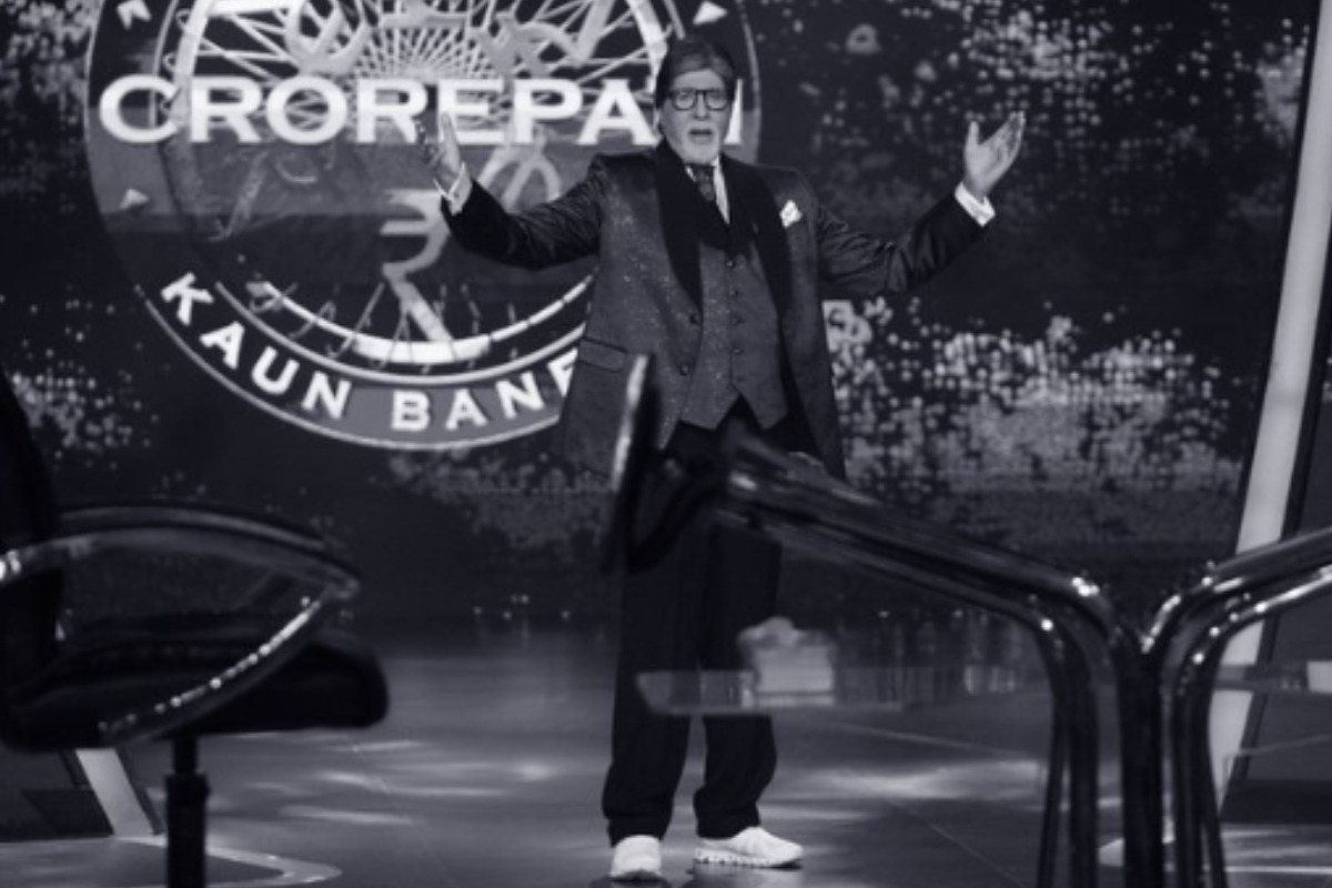 Kaun Banega Crorepati 16: करोड़पति बनने के लिए हैं तैयार, केबीसी के सेट से बिग बी ने शेयर की ये फोटो, बोले- वापस आ गया हूं