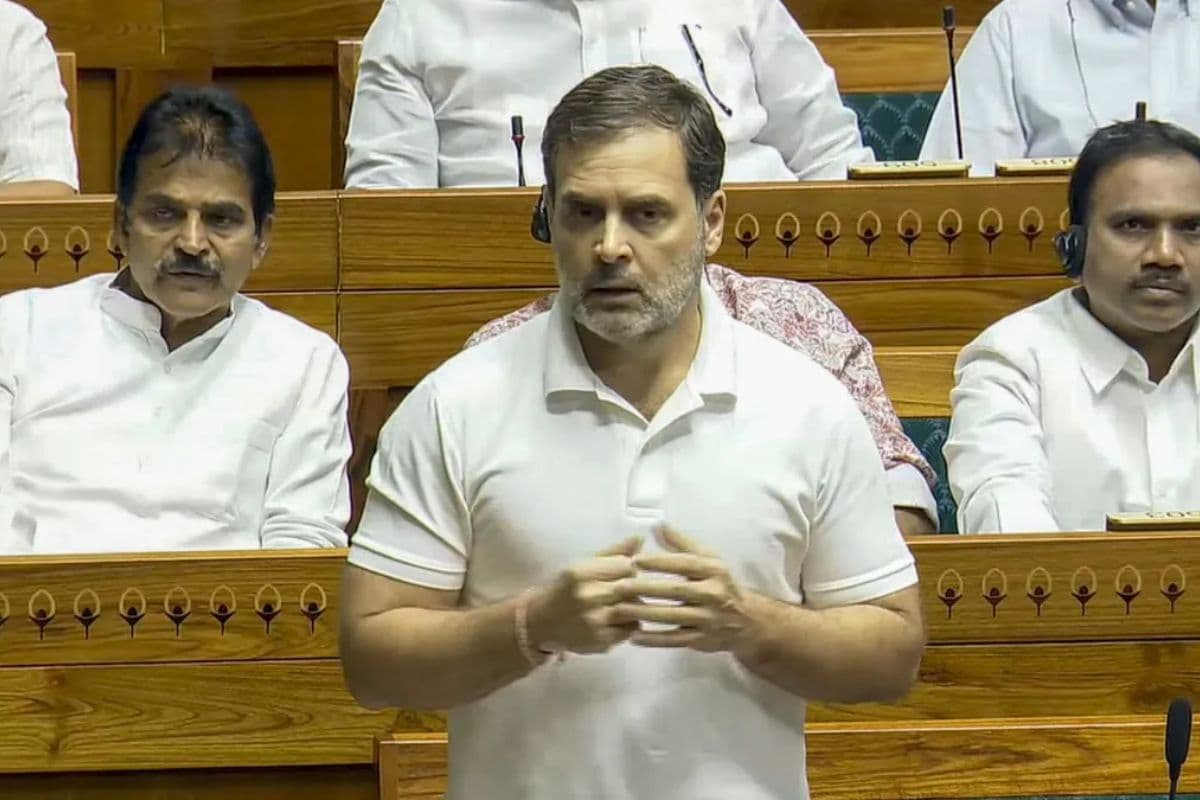 ’21वीं सदी में नया चक्रव्यूह तैयार हुआ’, राहुल गांधी के बयान पर लोकसभा में जोरदार हंगामा