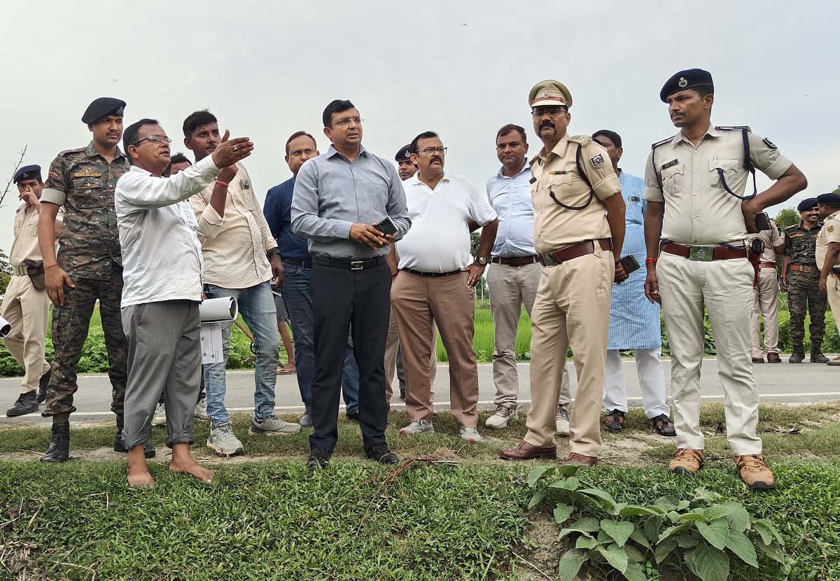 Purnia news : एएआइ ने अधिग्रहित भूमि का किया सर्वे, जल्द शुरू होगा पूर्णिया एयरपोर्ट से हवाई सफर