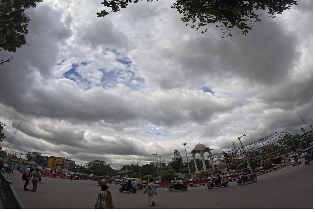 Patna Weather: पटना में तीन दिनों तक होगी बारिश, जानें प्रदेश के अन्य जिलों का हाल…