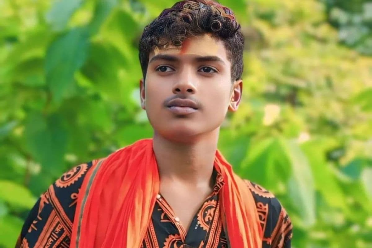 Jharkhand News: झारखंड में रसगुल्ले ने ले ली नाबालिग की जान, चाचा के आने की खुशियां गम में बदलीं