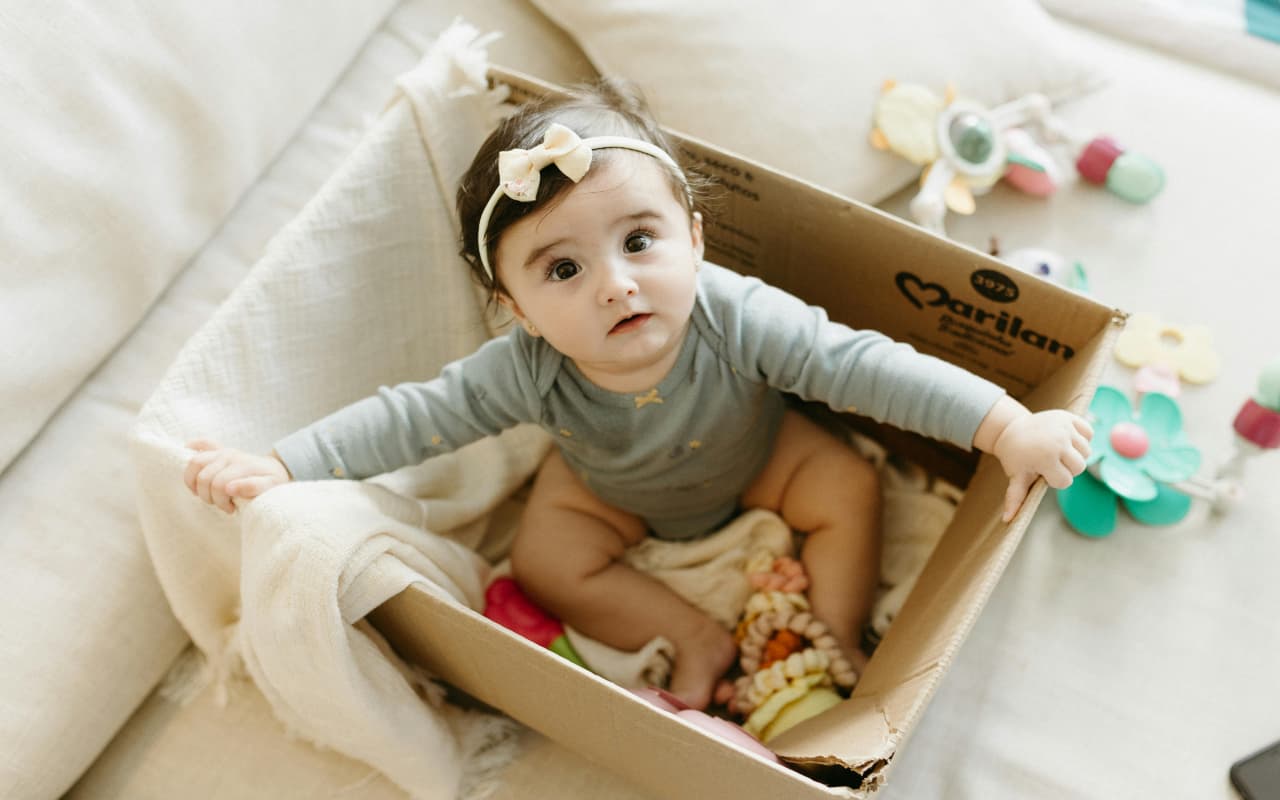 Baby Names: आपकी नन्ही सी जान के लिए ये हैं सबसे खूबसूरत तीन अक्षरों वाले नाम, देखें लिस्ट