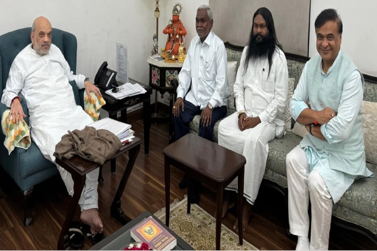 कोल्हान से BJP के उम्मीदवारों की तस्वीर साफ, सरायकेला से चंपाई और घाटशिला से बाबूलाल के नाम फाइनल कोल्हान से BJP के उम्मीदवारों की तस्वीर साफ, सरायकेला से चंपाई और घाटशिला से बाबूलाल के नाम फाइनल