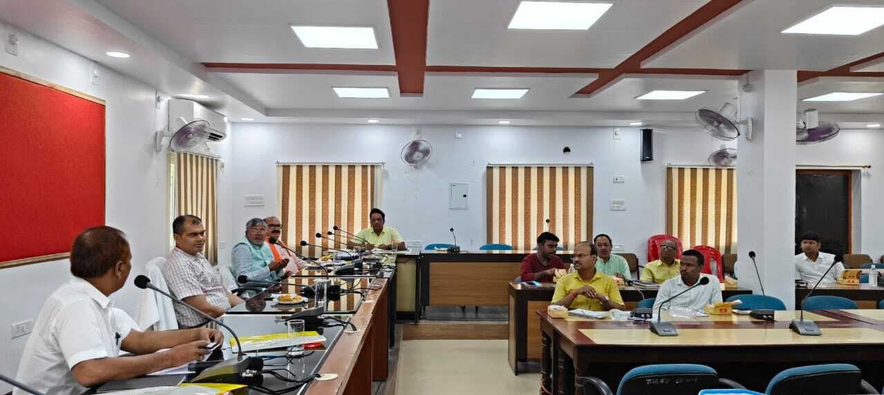 जिले में हुई 79 प्रतिशत धान की रोपनी, डीएम ने मांगी रिपोर्ट जिले में हुई 79 प्रतिशत धान की रोपनी, डीएम ने मांगी रिपोर्ट