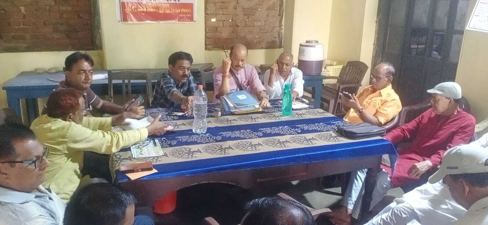 मधुपुर को जिला बनाने के लिए अभियान चलाने का निर्णय