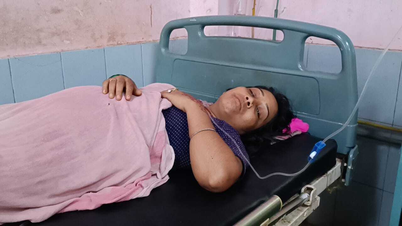 पारिवारिक विवाद में महिला ने खाया जहर, स्थिति गंभीर