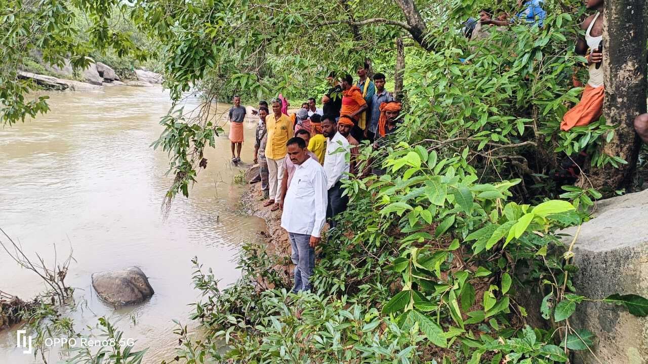 20 घंटे बाद बरामद हुआ युवती का शव