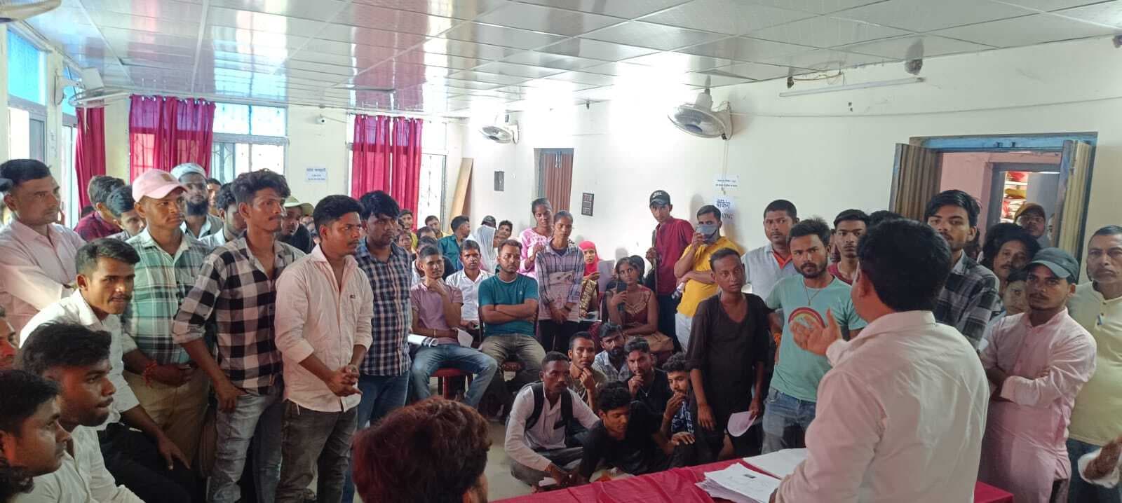 जॉब कैंप में दर्जनों युवाओं को मिली नौकरी, गार्ड से लेकर सुपरवाइजर तक पदों पर चयन
