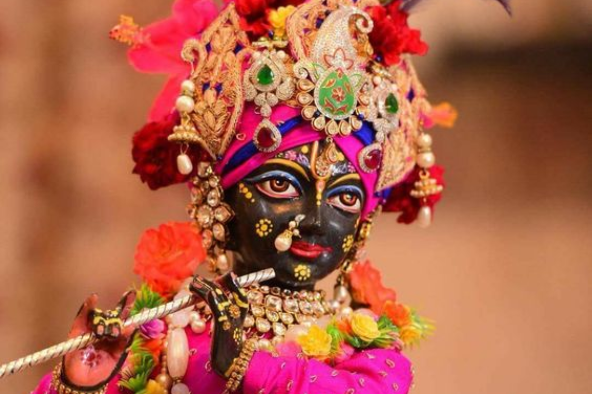 Janmashtami 2025: जन्माष्टमी पर इस तरह करें बाल गोपाल का शृंगार