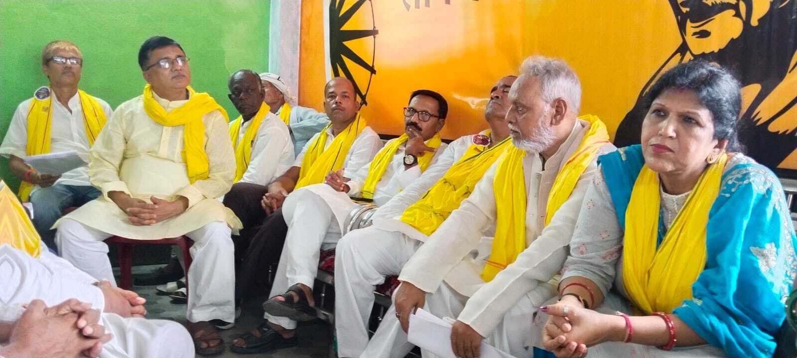 जनसुराज की बैठक में पार्टी का गठन व संविधान को लेकर हुई चर्चा